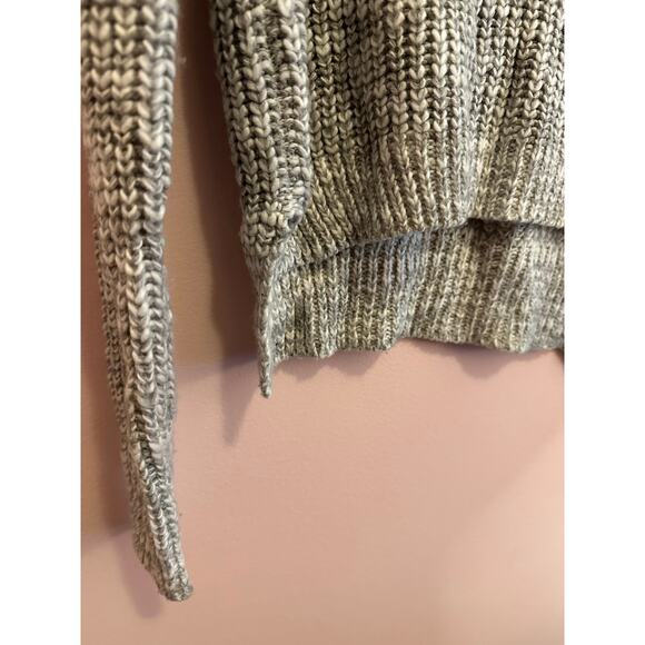 Forever 21 Gray Chunky Knit Long Sleeve Pullover Sweater Small - Picture 5 of 7